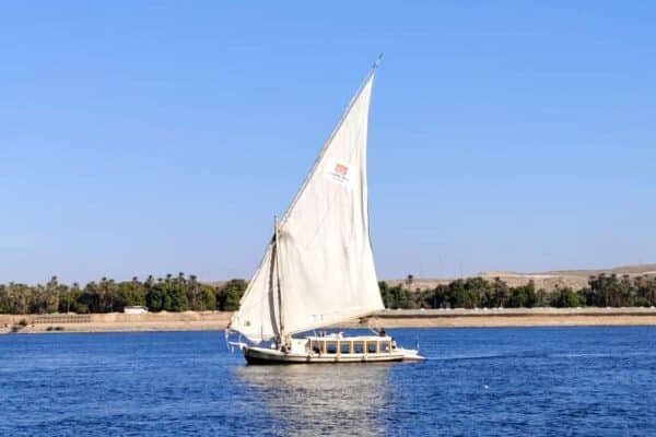 Private Traditional Felucca Sailboat Adventure: 4 Nights on the Nile